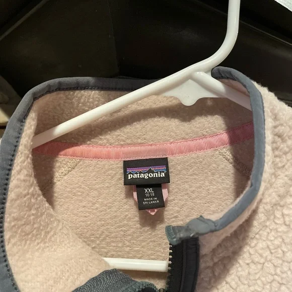 Women's Patagonia Fleece Jacket - Picture 4 of 5